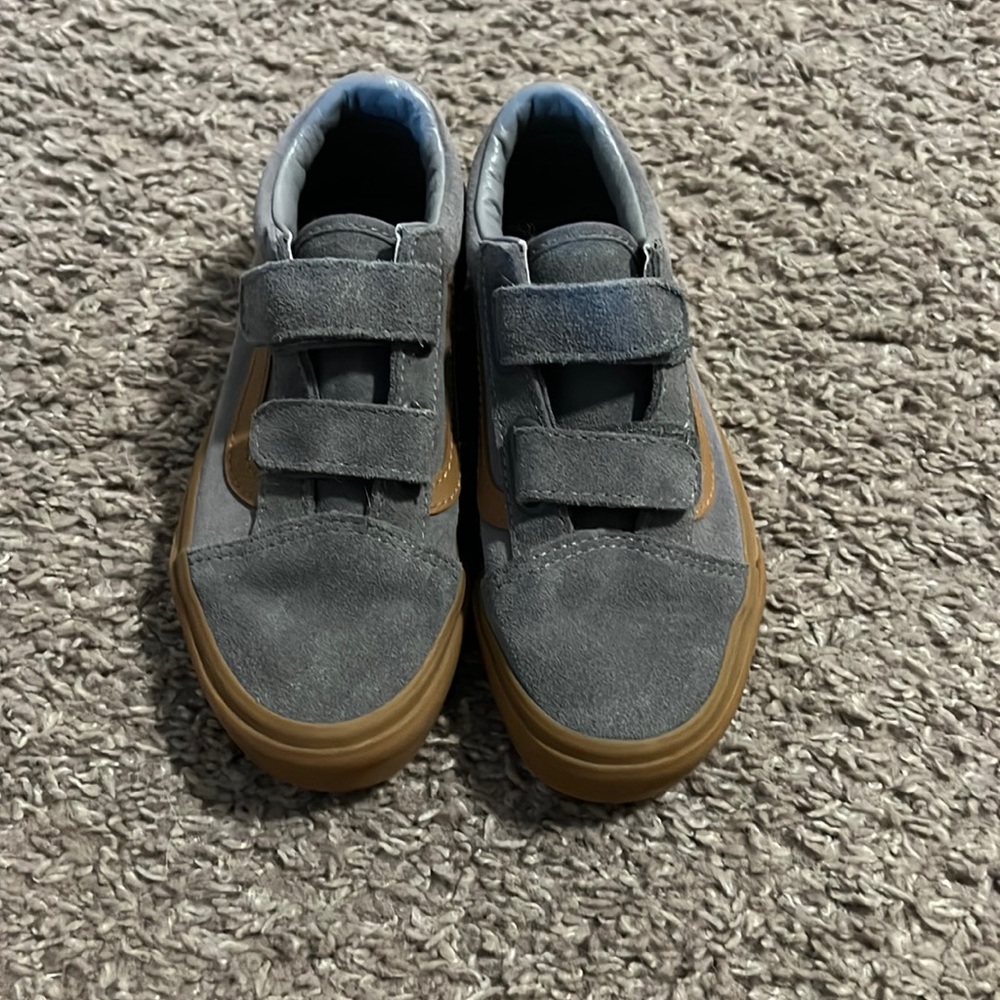 Kids shoes